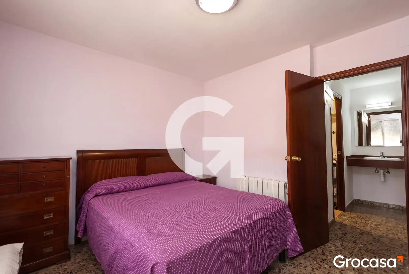 Dormitori de Casa adosada en venda en Sant Boi de Llobregat amb Aire condicionat, Calefacció i Jardí privat