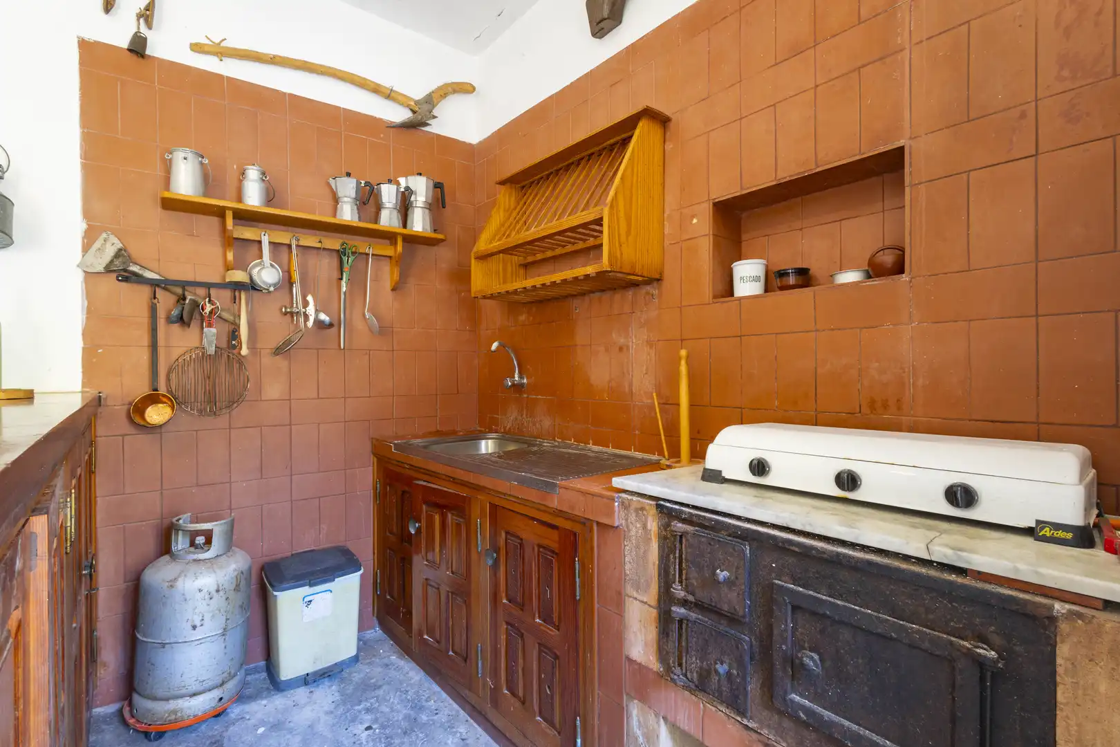 Küche von Haus oder Chalet zum Verkauf in San Cristóbal de la Laguna mit Privatgarten, Terrasse und Abstellraum