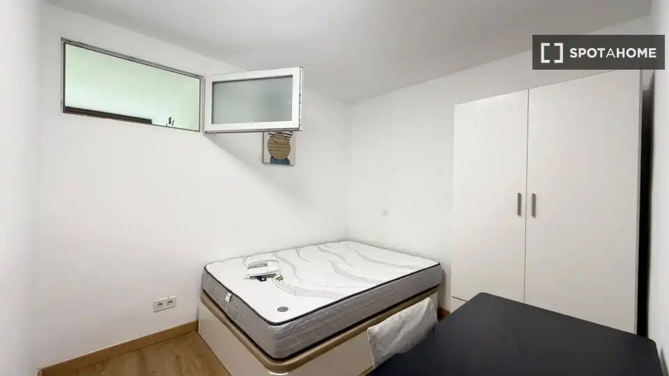Habitación de Piso para compartir en  Palma de Mallorca con Aire acondicionado, Calefacción y Amueblado