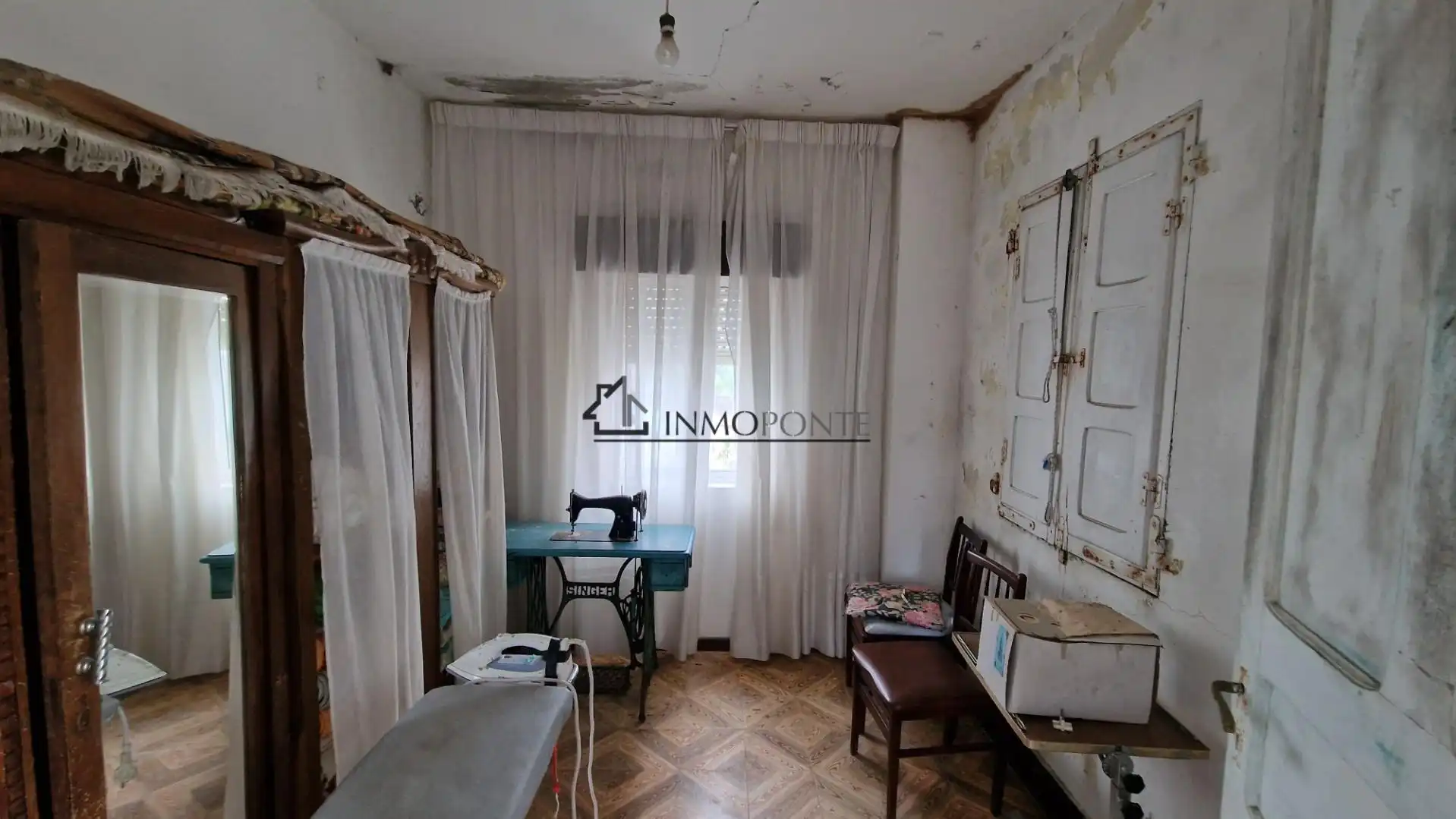 Sala de estar de Casa o chalet en venta en Forcarei con Jardín privado