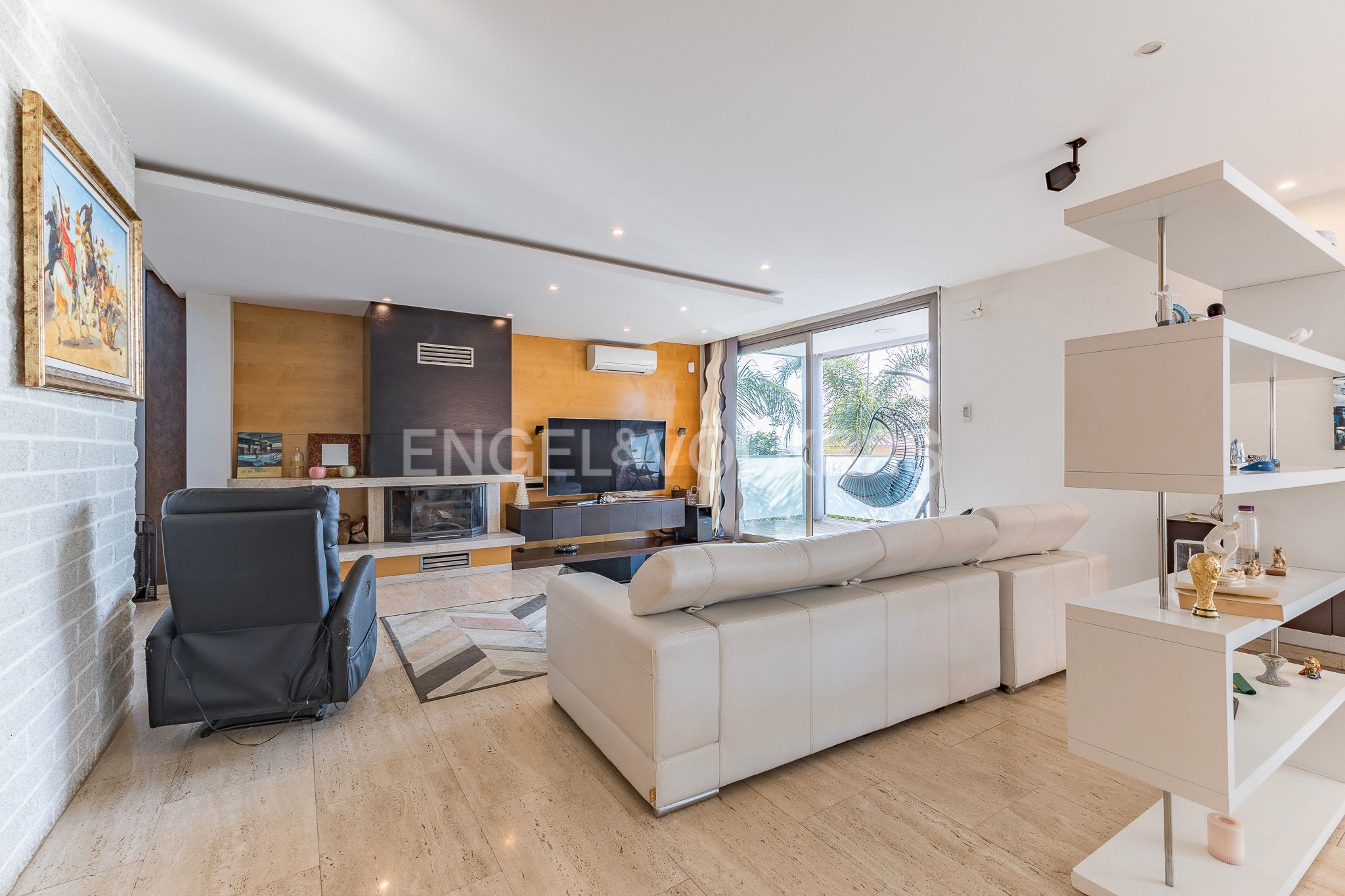 Living room of House or chalet for sale in Sant Boi de Llobregat  with Air Conditioner, Heating and Private garden