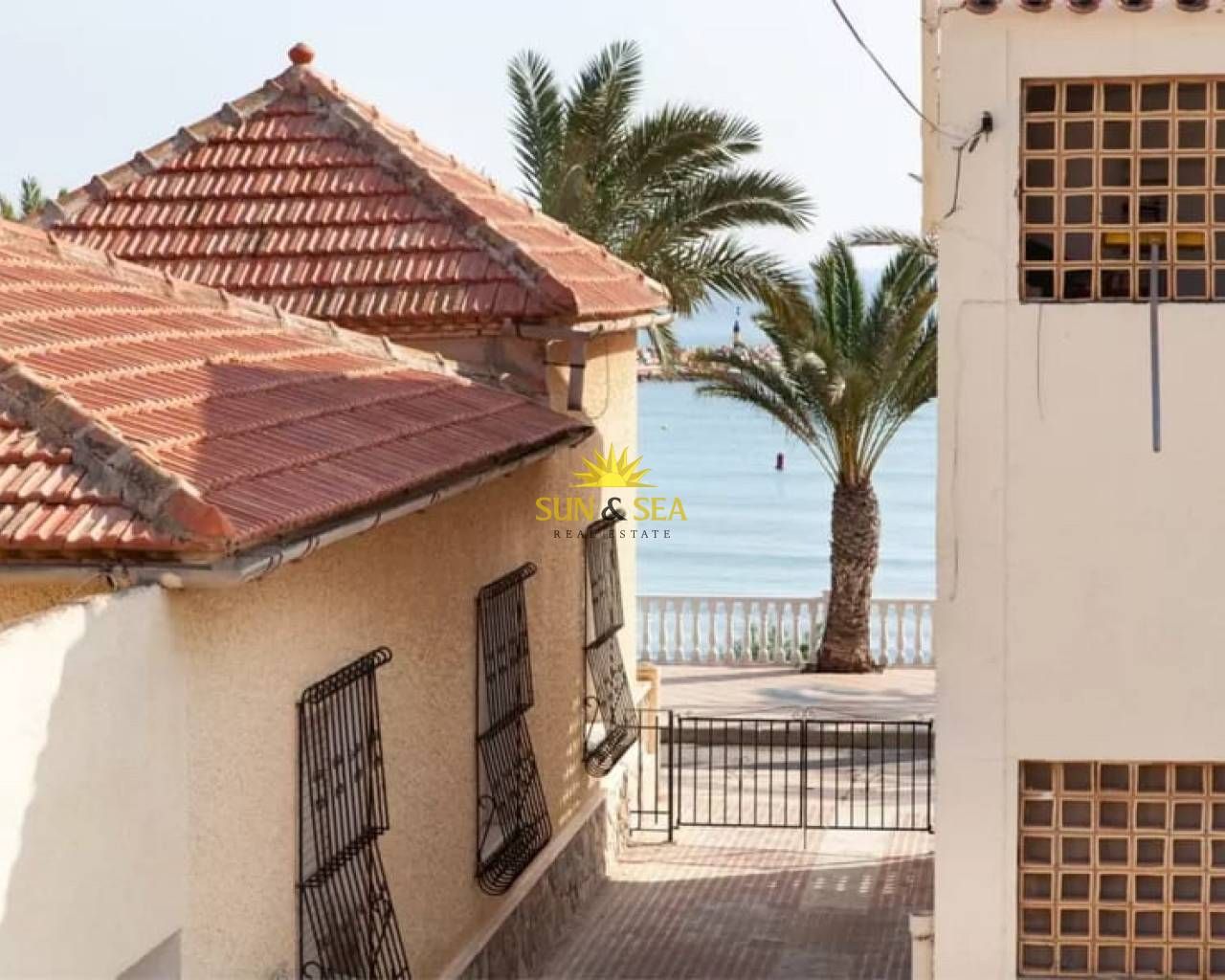 House or chalet to rent in Pilar de la Horadada  with Heating, Furnished and Oven