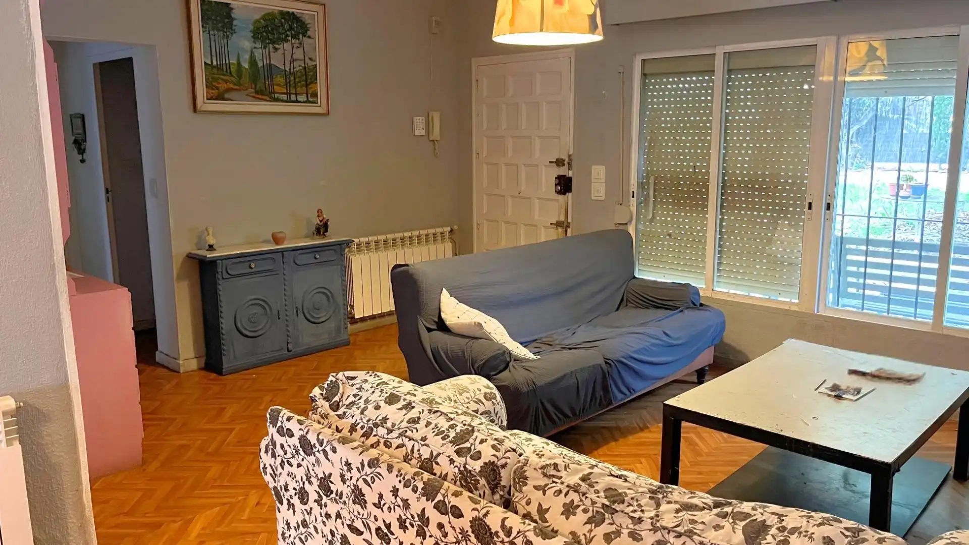 Sala de estar de Casa adosada en venta en Arganda del Rey con Calefacción, Jardín privado y Piscina comunitaria