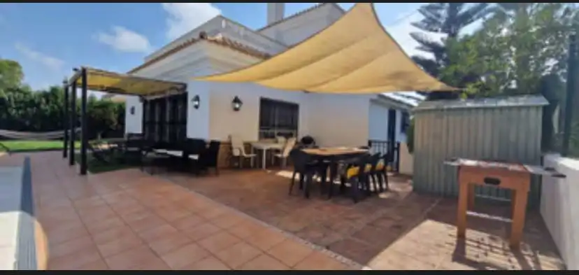 Terrasse von Haus oder Chalet zum Verkauf in El Portil mit Privatgarten, Terrasse und Schwimmbad