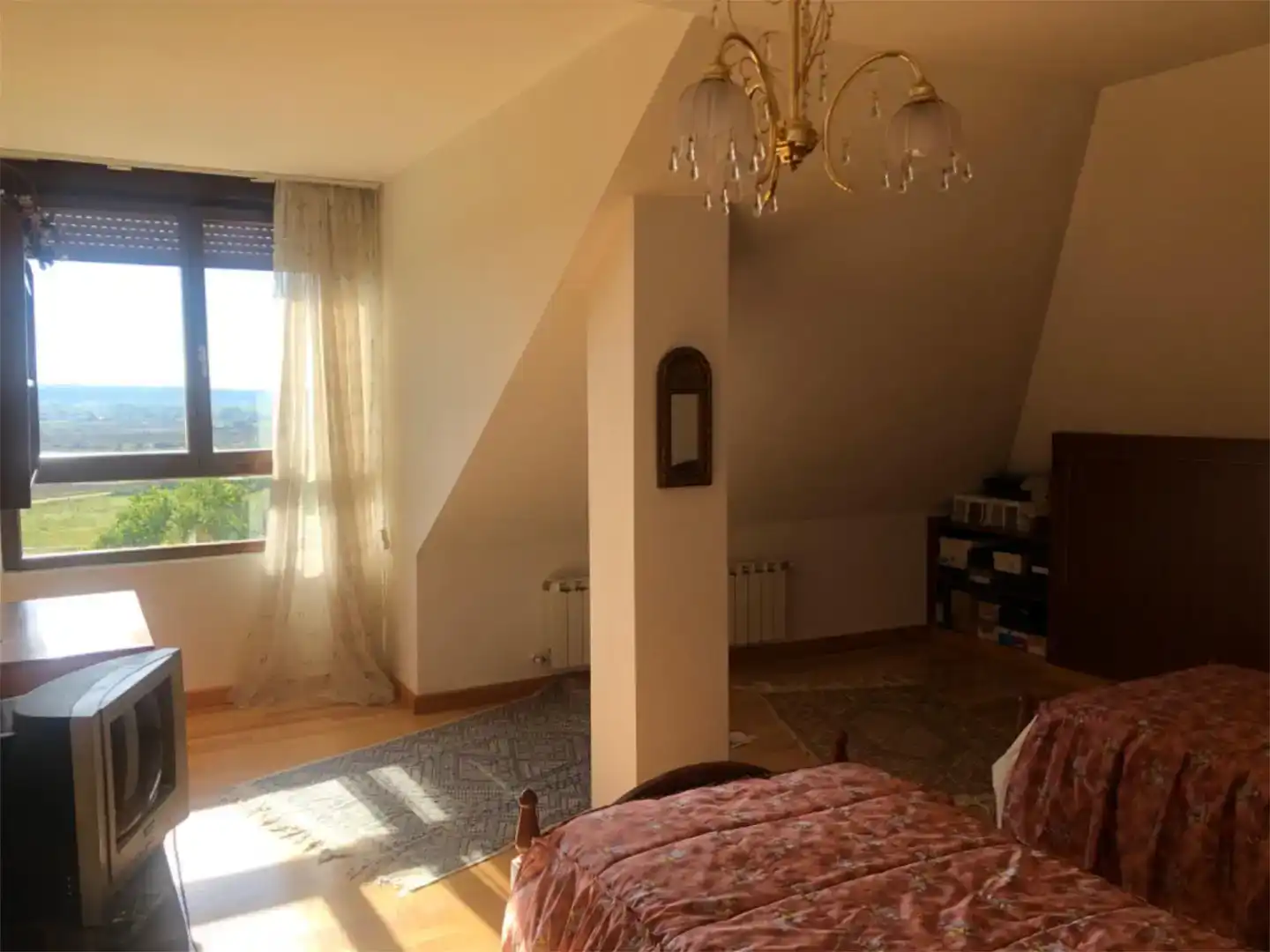 Dormitori de Casa o xalet en venda en Villaturiel