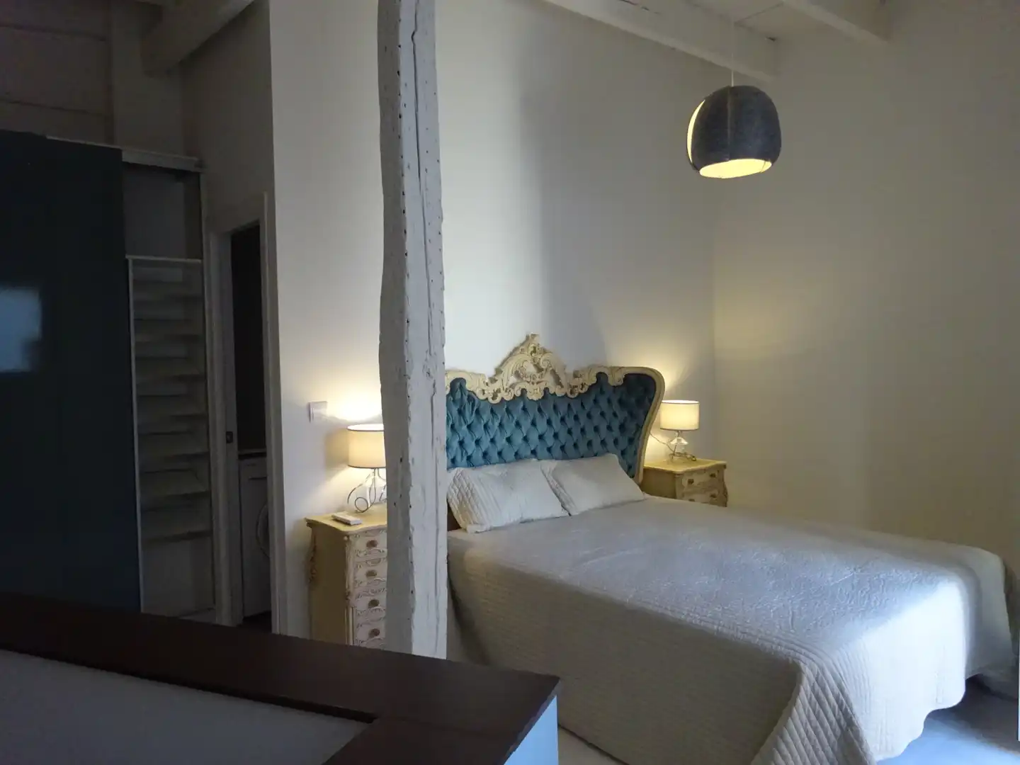 Habitación de Dúplex de alquiler en Sevilla con Aire acondicionado, Calefacción y Amueblado