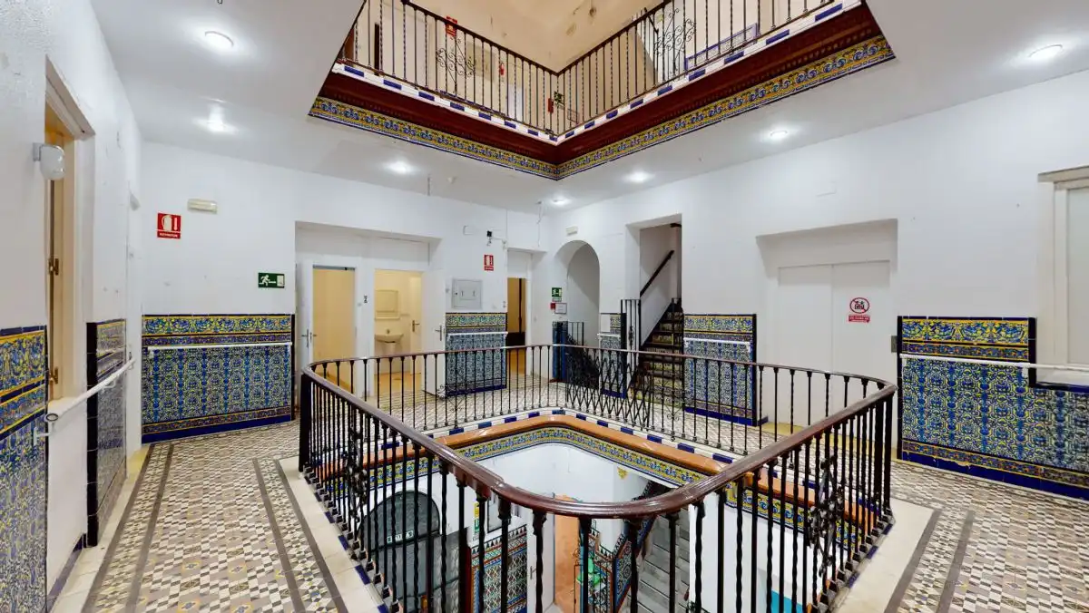 Houses for sale in Sevilla  with Air Conditioner, Terrace and Balcony