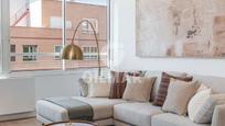 Living room of Flat for sale in  Madrid Capital  with Air Conditioner, Heating and Storage room