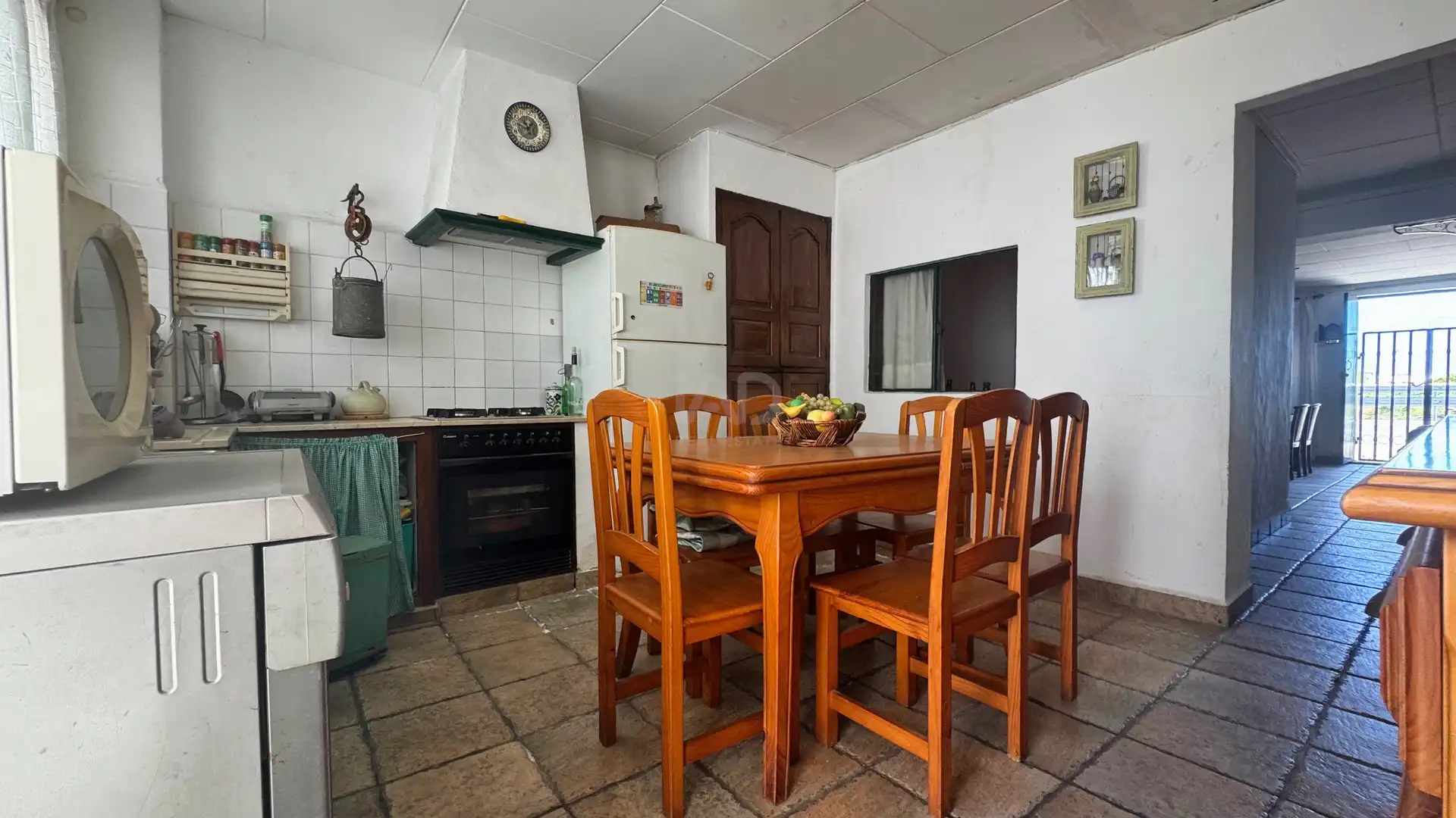 Cocina de Casa adosada en venta en Oliva con Calefacción y Terraza