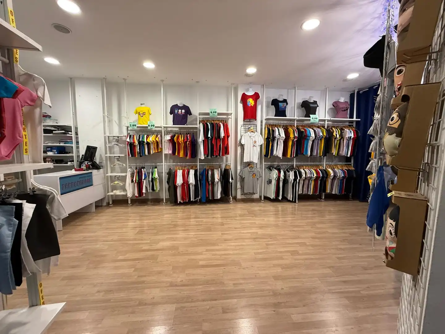 Commercial properties for sale in Santa Coloma de Gramenet  with Air Conditioner