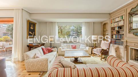 Photo 3 of Apartment to rent in Avenida de Pío XII, Nueva España,  Madrid Capital