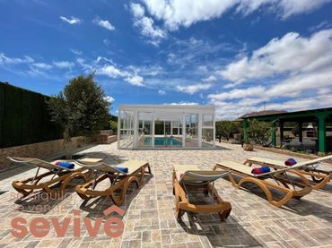 Villa con piscina in vendita a Casillas de Morales