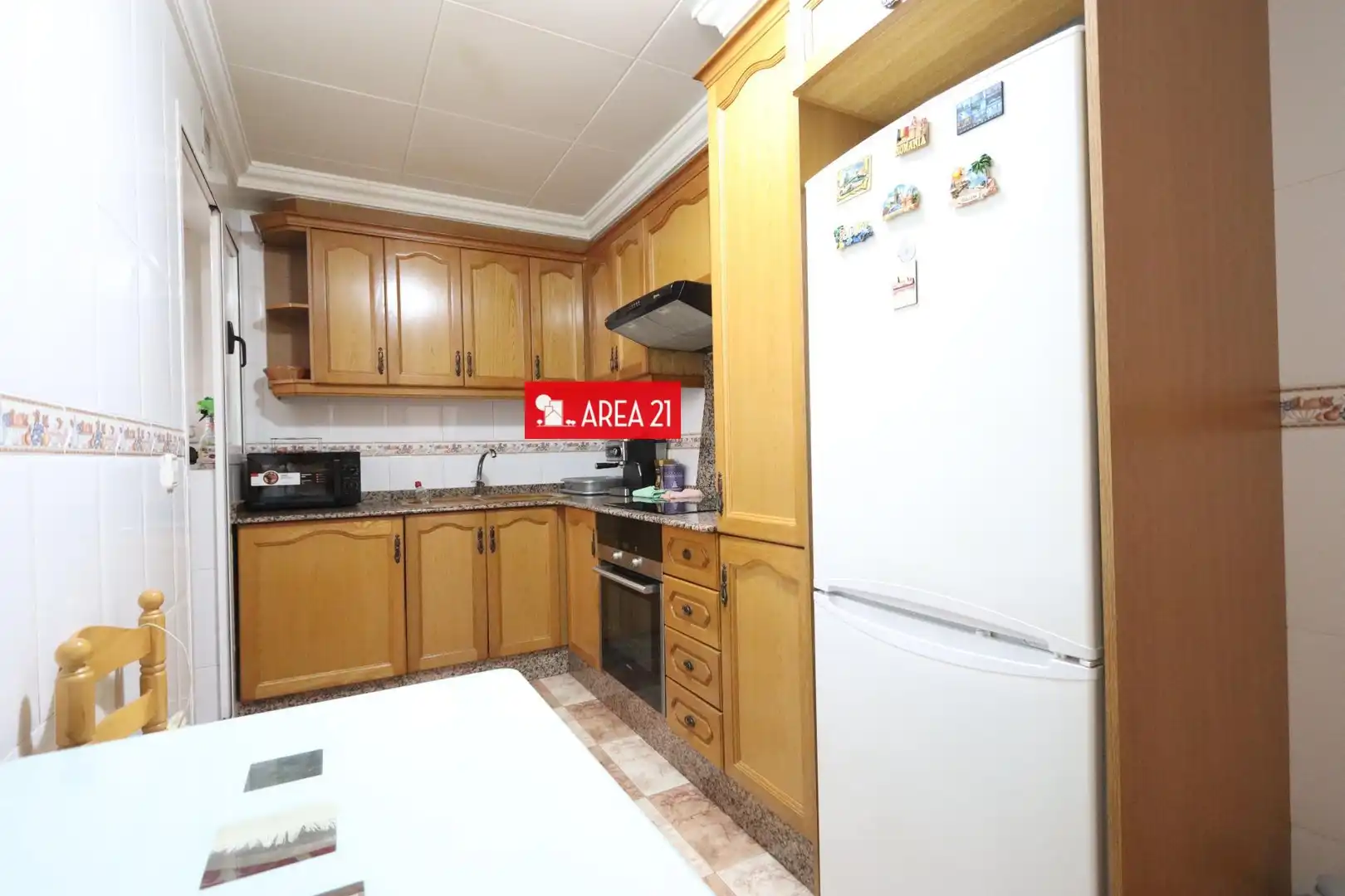 Cocina de Piso en venta en La Pobla de Vallbona con Trastero y Balcón