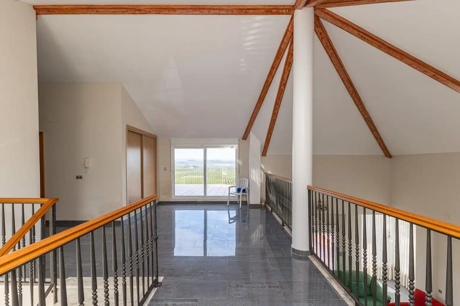 Casa o chalet en venta en Chiva con Aire acondicionado, Terraza y Piscina
