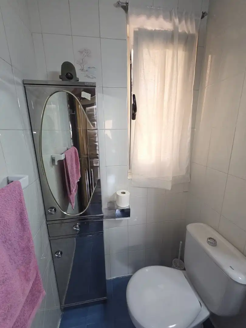 Bathroom of Flat for sale in Salamanca  with Heating, Parquet flooring and Balcony