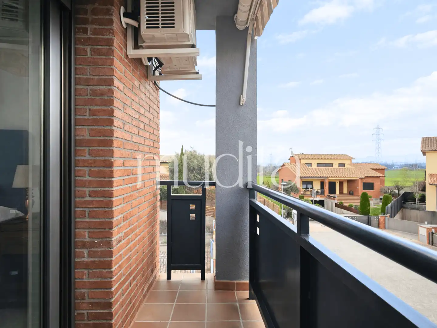 Terrassa de Casa adosada en venda en Vic amb Calefacció, Jardí privat i Terrassa