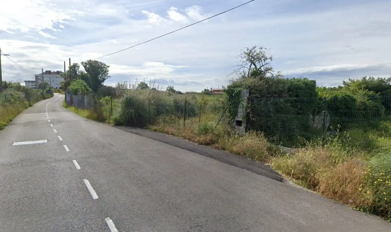 Residential land for sale in Sur