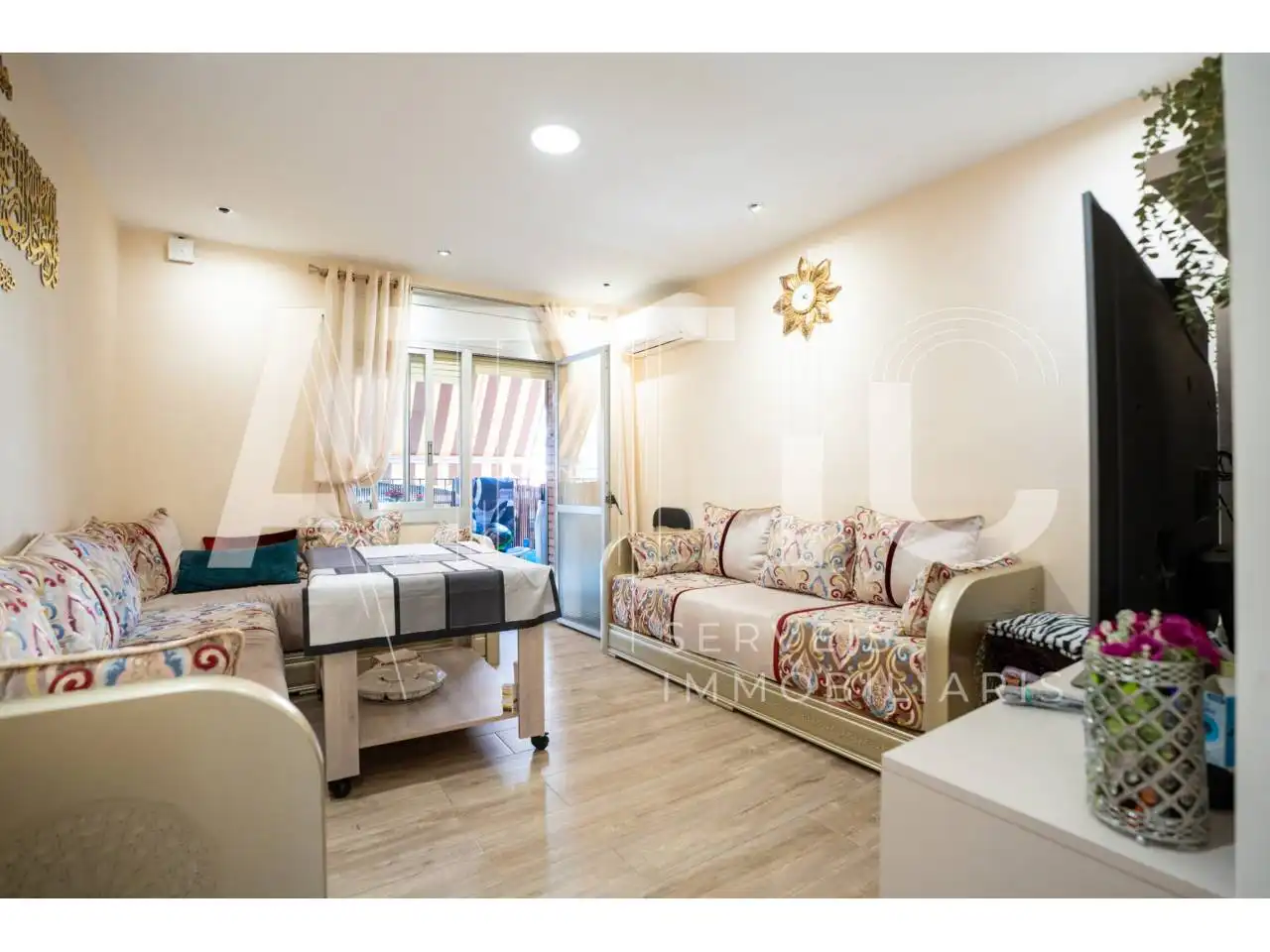 Habitación de Piso en venta en Sabadell con Aire acondicionado, Calefacción y Trastero