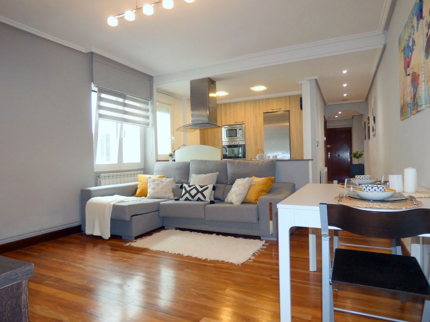 Living room of Flat for sale in Bilbao   with Heating, Furnished and Oven