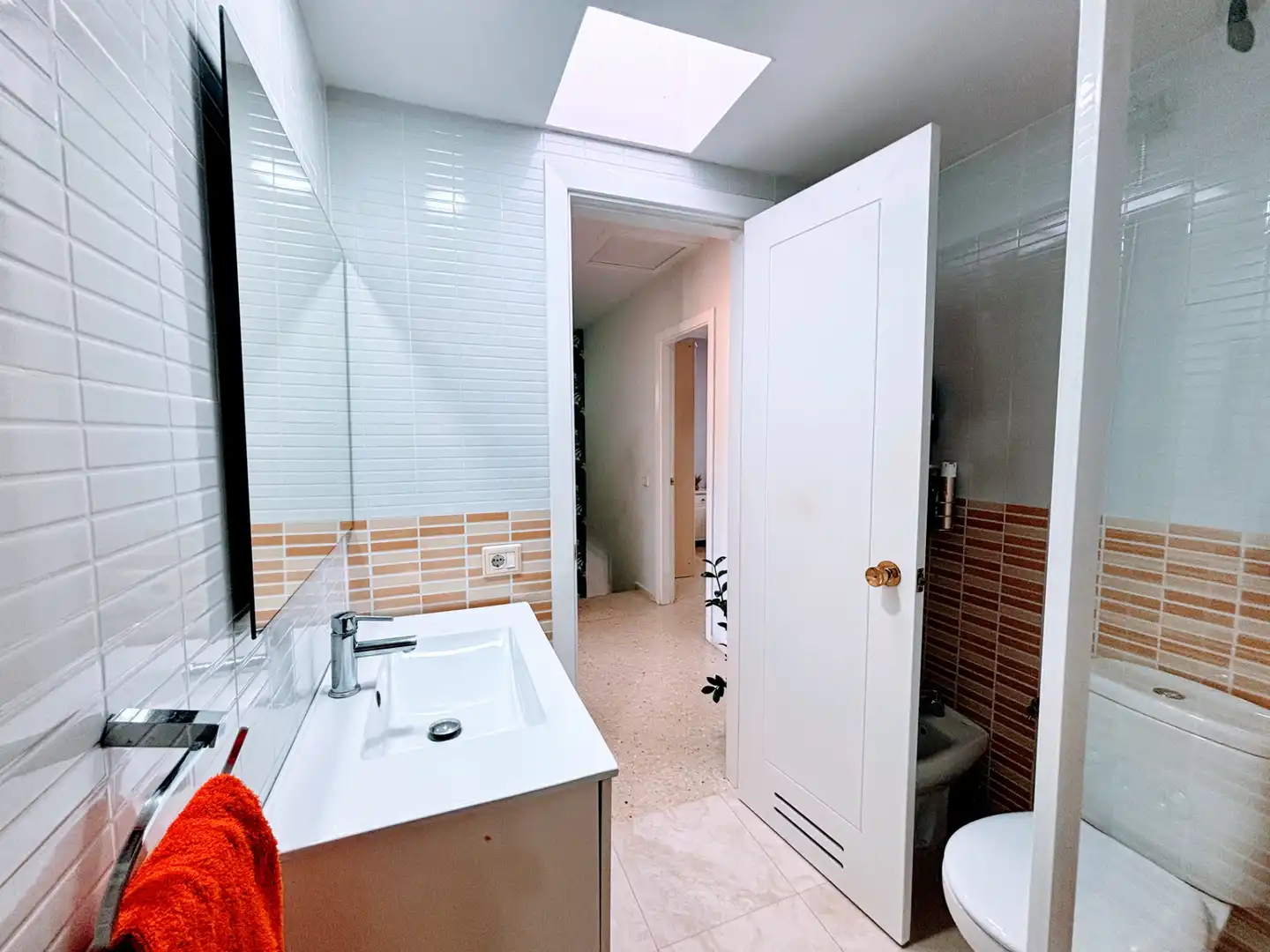 Badezimmer von Einfamilien-Reihenhaus zum Verkauf in Las Palmas de Gran Canaria mit Terrasse und Abstellraum