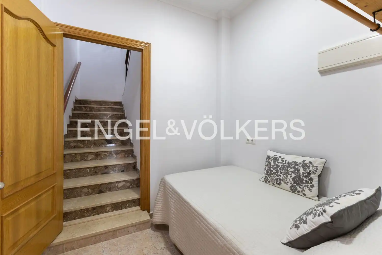 Casa o chalet en venta en Pedralba con Calefacción, Jardín privado y Terraza