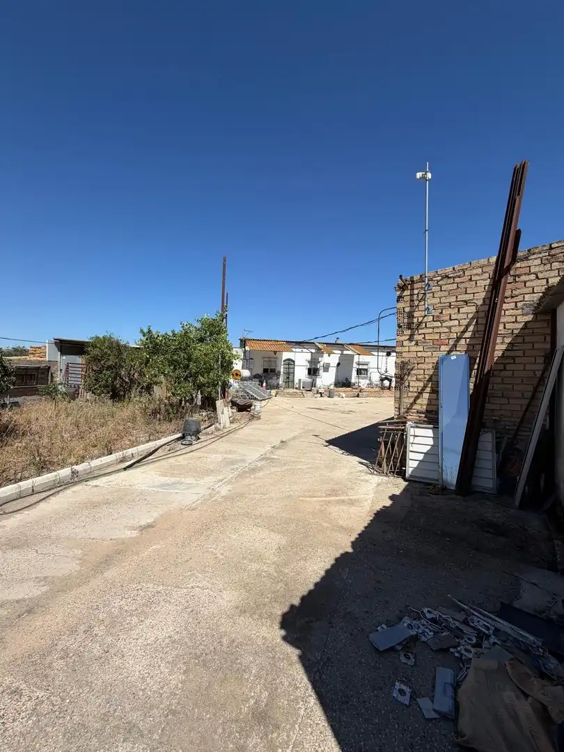 Vista exterior de Finca rústica en venda en Utrera