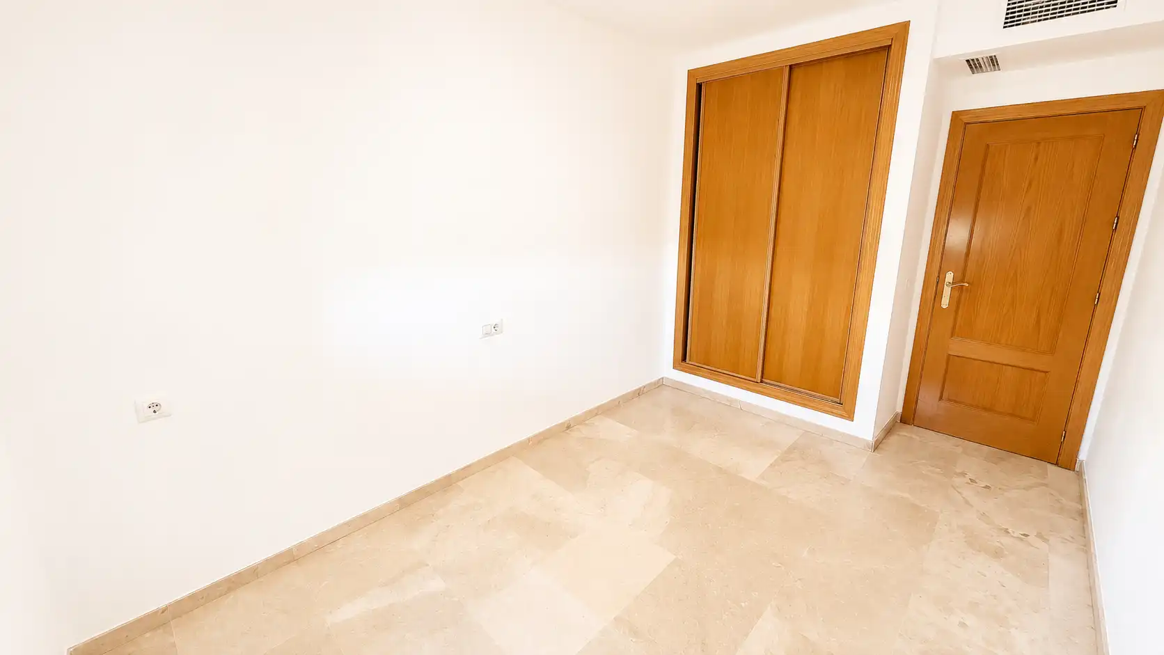 Flat for rent in Torremolinos  with Air Conditioner, Heating and Terrace