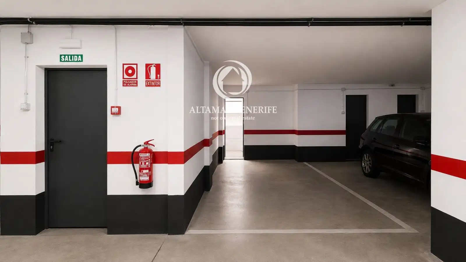 Aparcament de Apartament en venda en Santa Cruz de Tenerife amb Aire condicionat i Traster