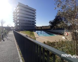 Piscina de Pis de lloguer en Viladecans amb Aire condicionat, Calefacció i Jardí privat