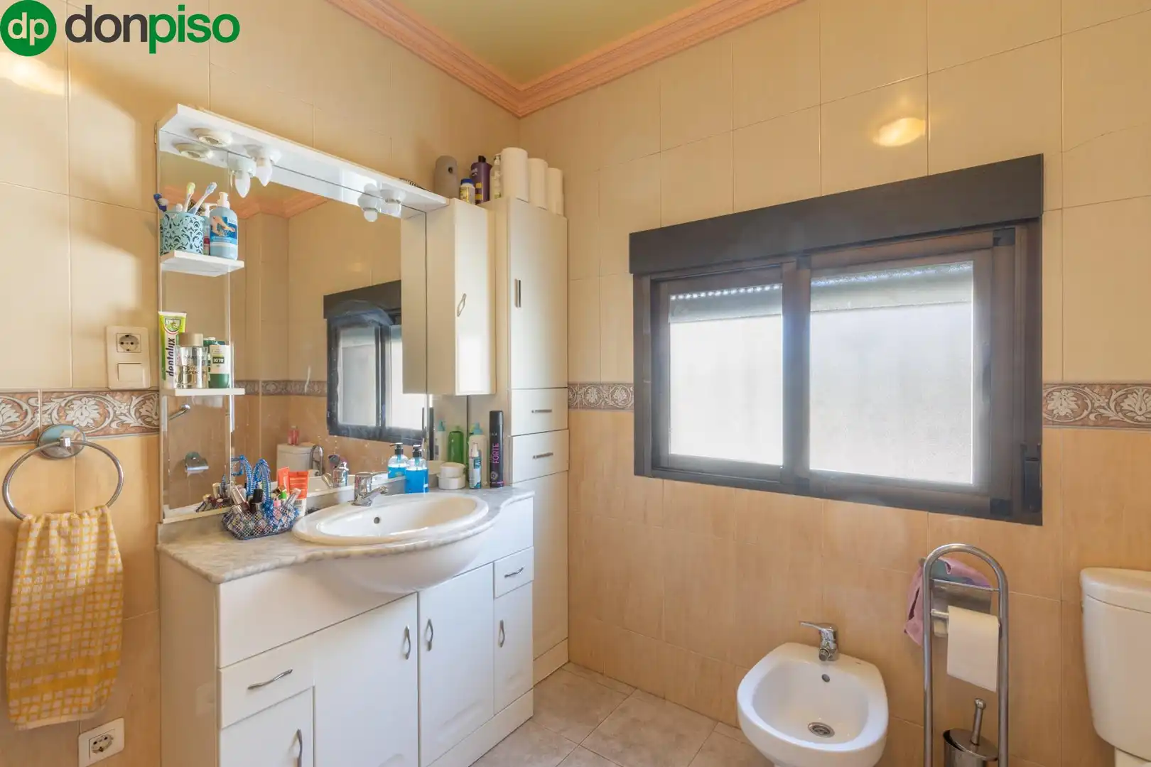 Detached homes for sale in Calle Viejo de Charilla, 43, Alcalá la Real