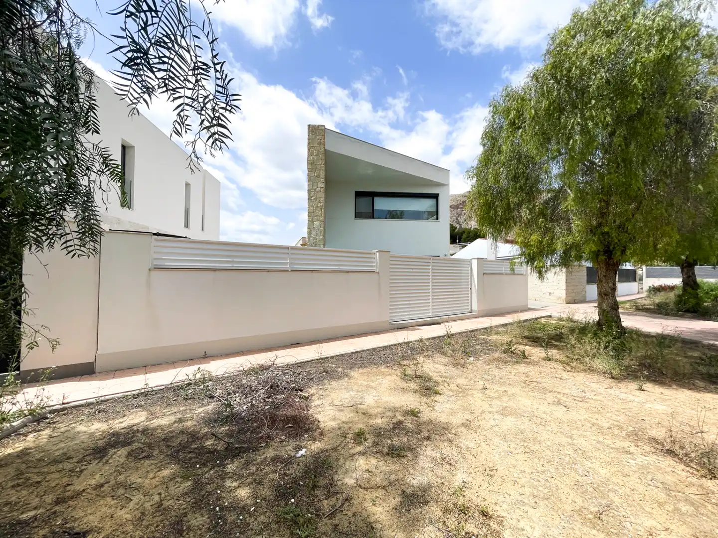 Vista exterior de Casa o xalet en venda en Callosa de Segura amb Aire condicionat, Calefacció i Jardí privat