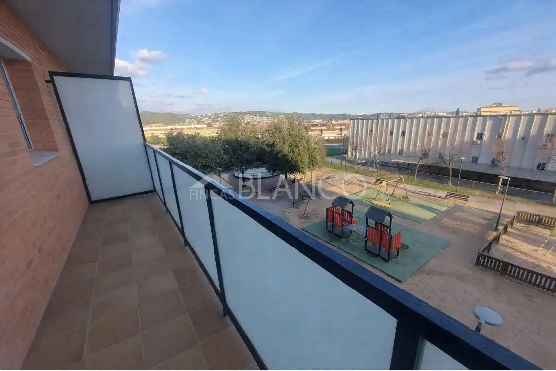 Piso en venta en Abrera