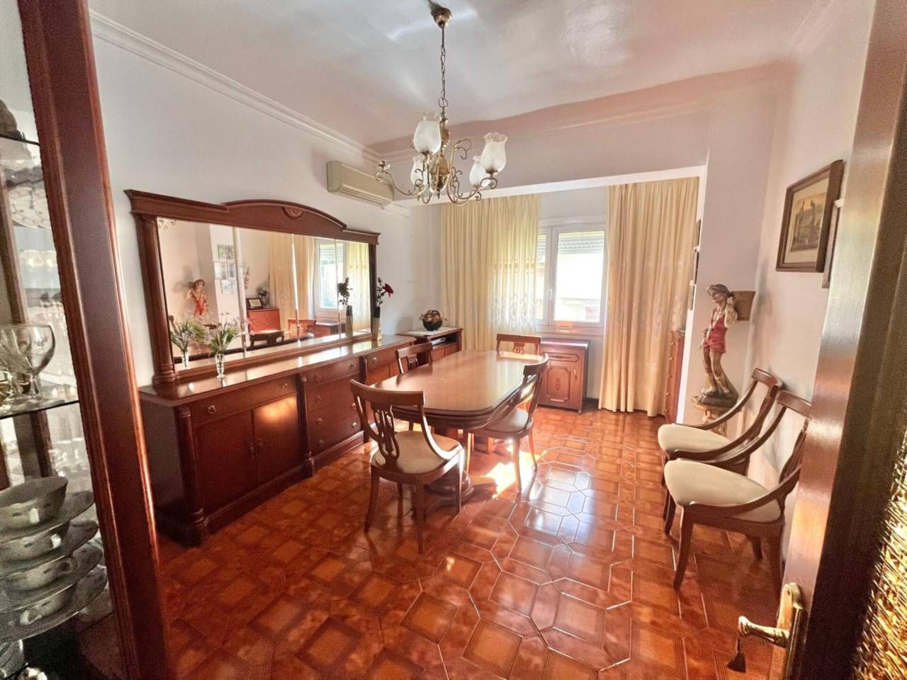 Dining room of Flat for sale in Alicante / Alacant  with Air Conditioner, Heating and Alarm
