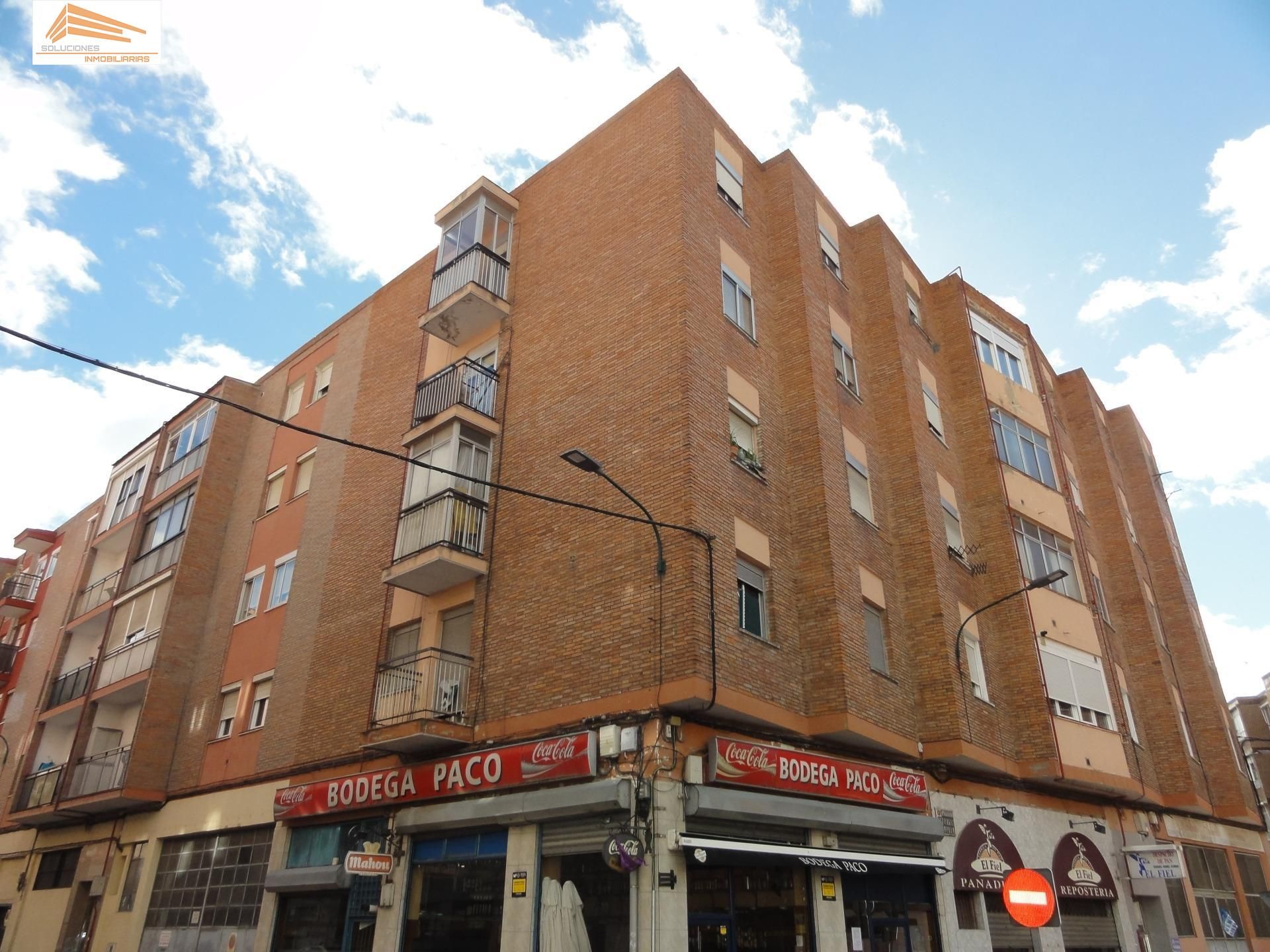 Vista exterior de Pis en venda en Valladolid Capital amb Calefacció i Balcó