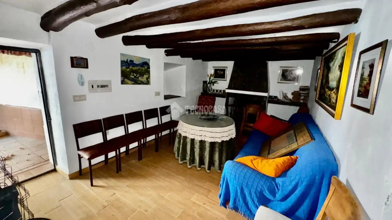 Casa aparellada en venda a Moclín, imagen 3