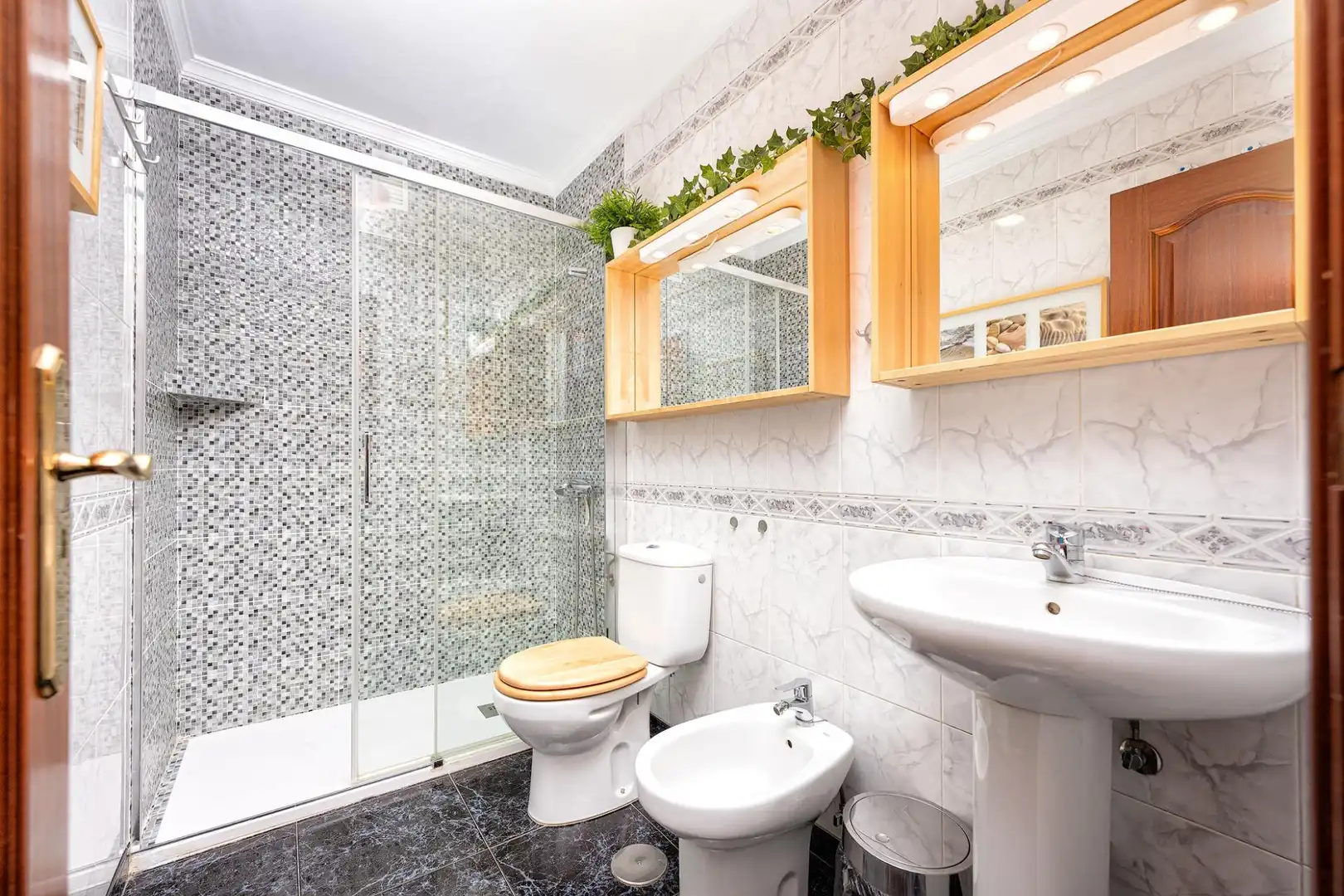Baño de Piso en venta en Santa Lucía de Tirajana