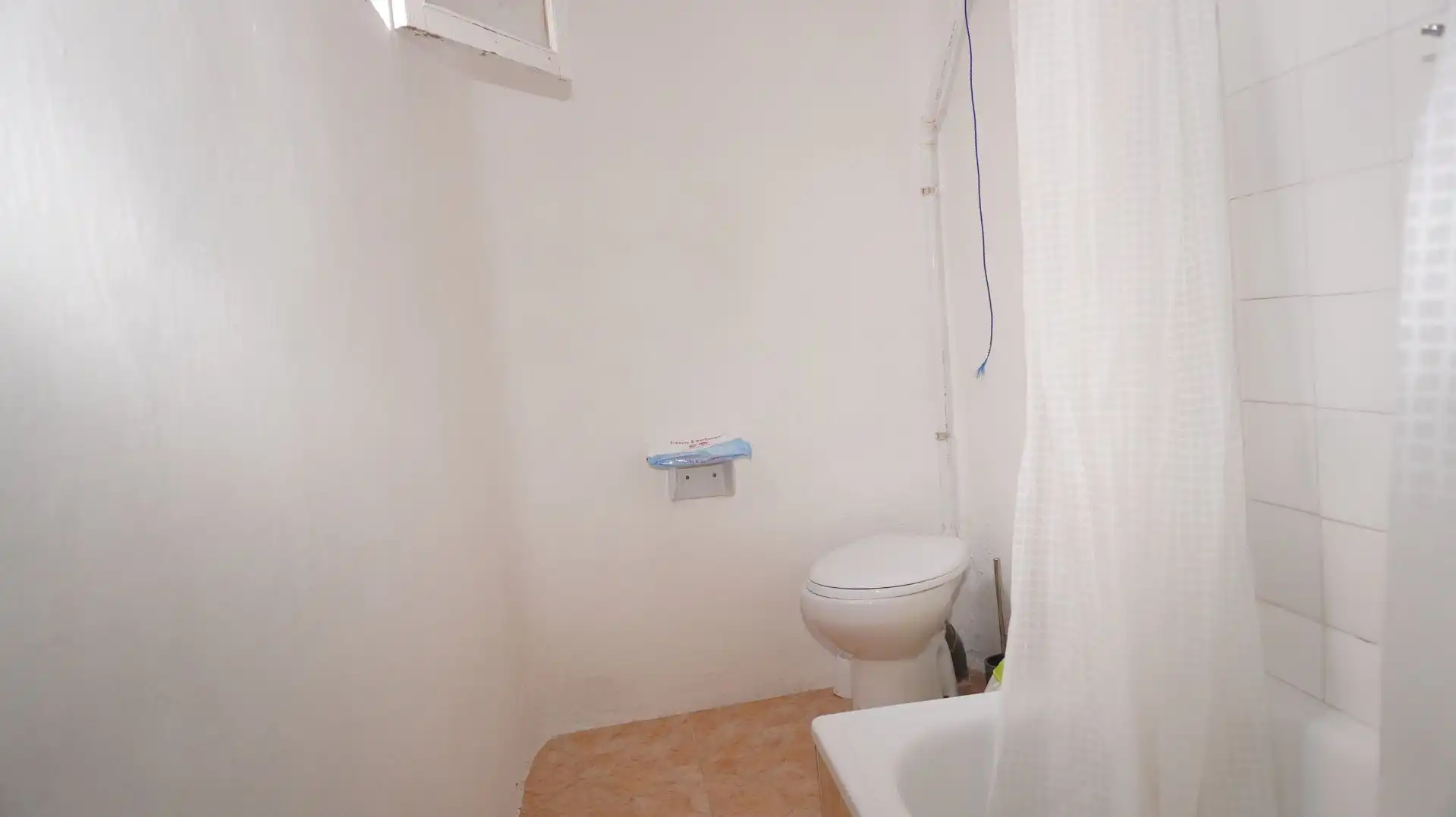 Bany de Casa adosada en venda en Motril amb Terrassa i Moblat