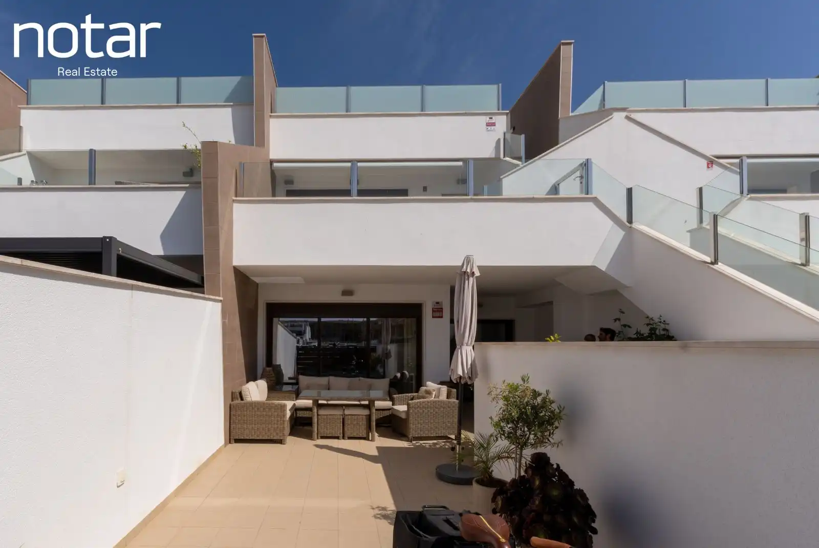 Terrasse von Wohnungen zum Verkauf in San Pedro del Pinatar mit Privatgarten, Terrasse und Balkon