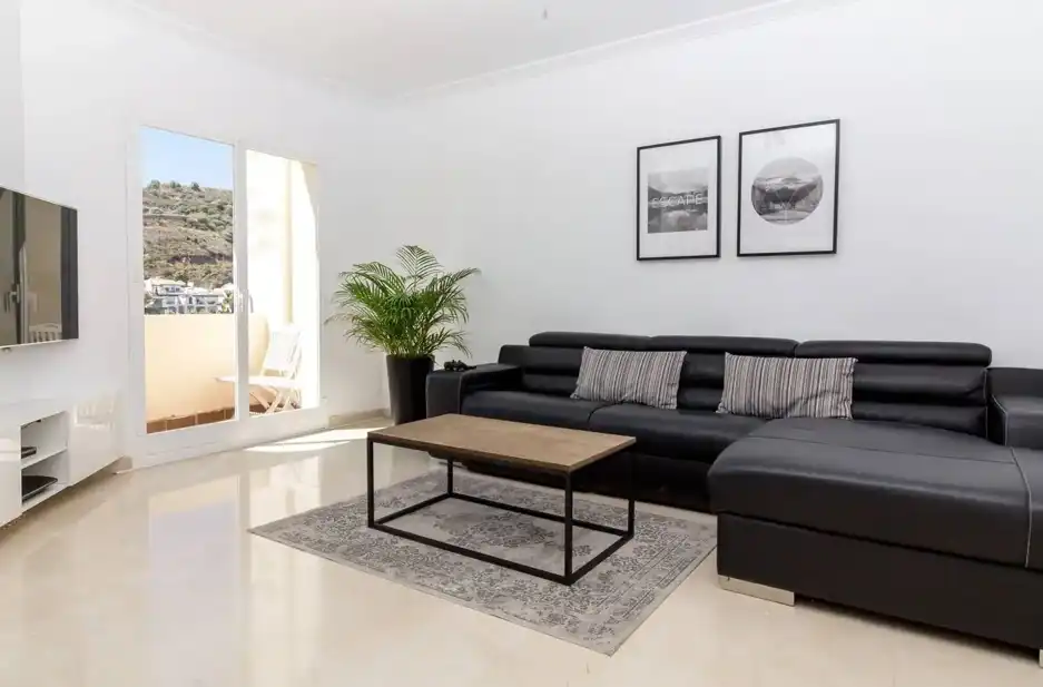 Apartment with pool for sale in La Quinta, imagen 2