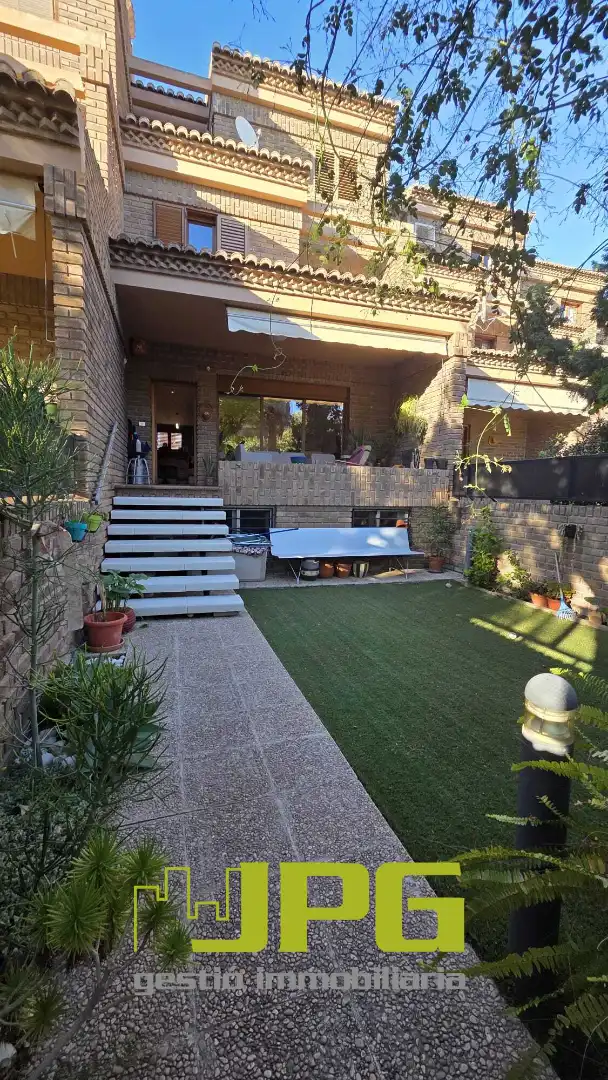Terraza de Casa adosada en venta en Sant Joan d'Alacant con Aire acondicionado, Calefacción y Jardín privado