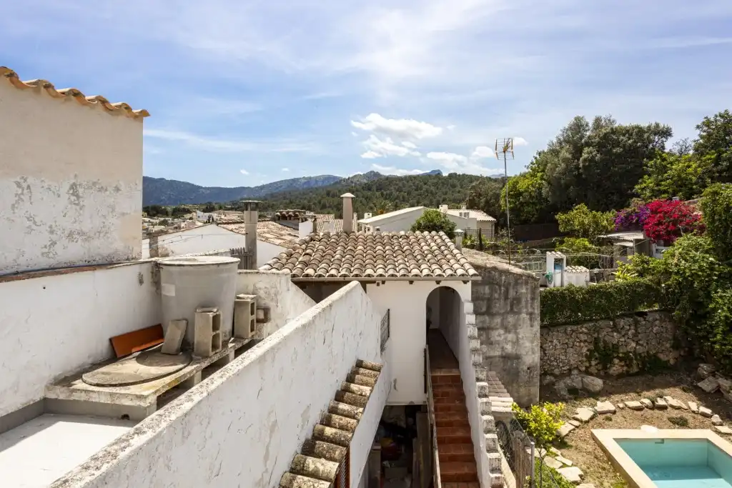 Vista exterior de Finca rústica en venda en Pollença amb Terrassa
