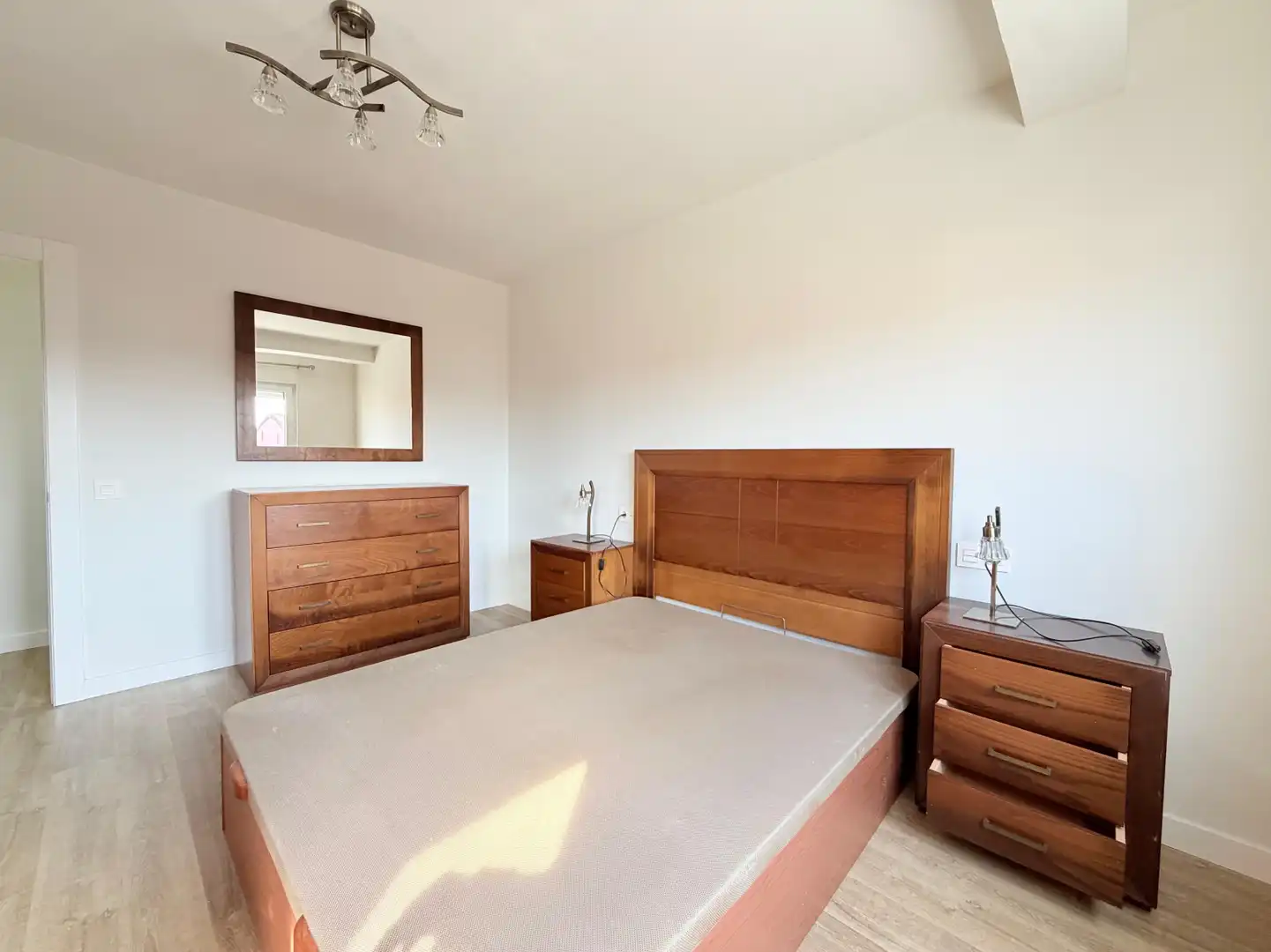 Habitación de Piso en venta en Avilés con Terraza y Amueblado