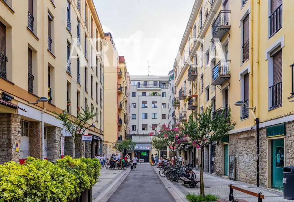 Vista exterior de Piso en venta en Donostia - San Sebastián  con Calefacción
