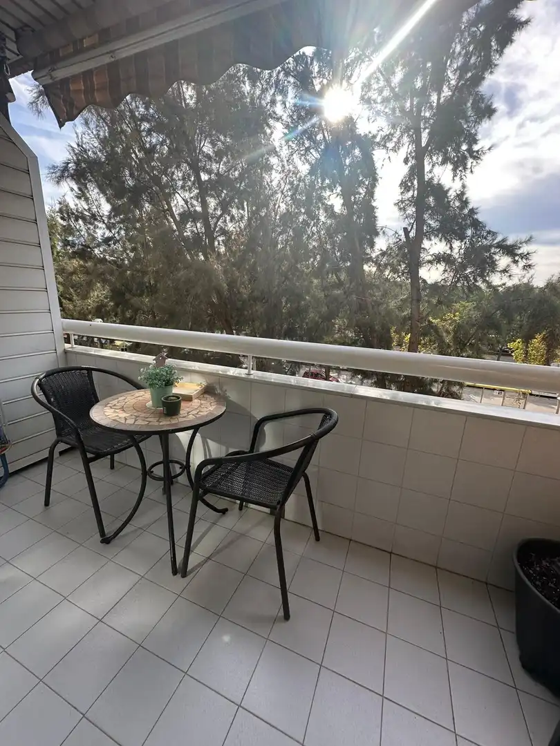 Terraza de Piso en venta en Cornellà de Llobregat con Calefacción, Jardín privado y Balcón