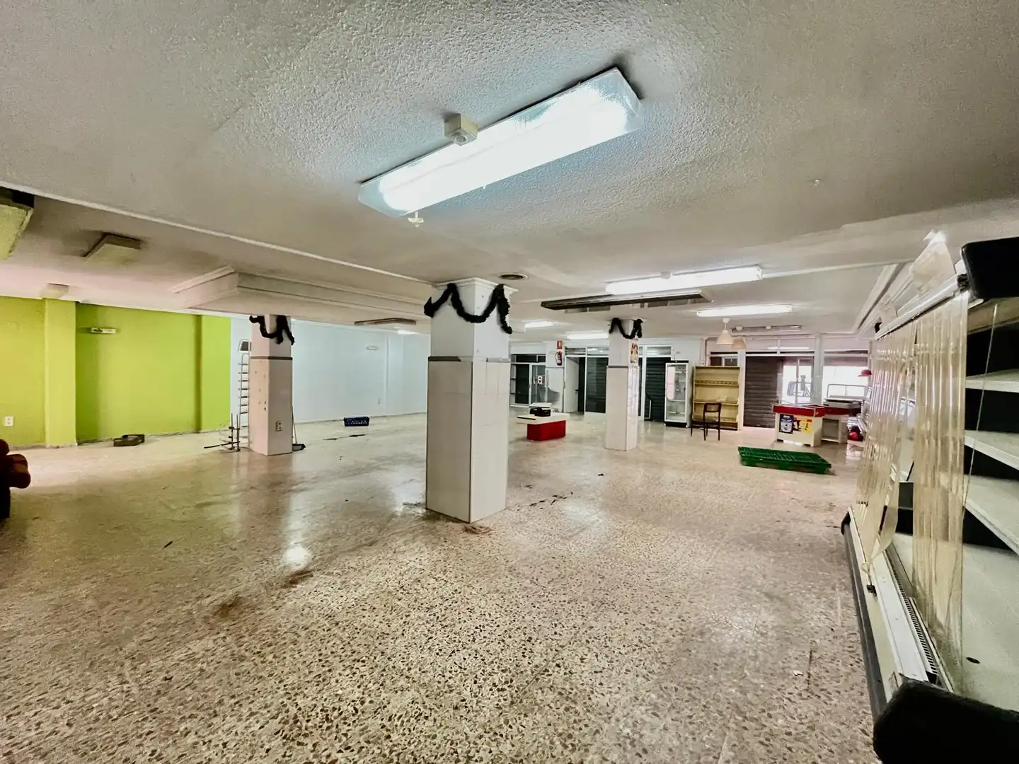 Local comercial en venta en Lluís Vives, imagen 4