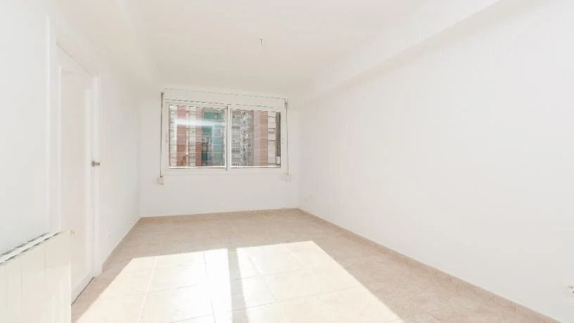 Habitación de Piso en venta en Cornellà de Llobregat