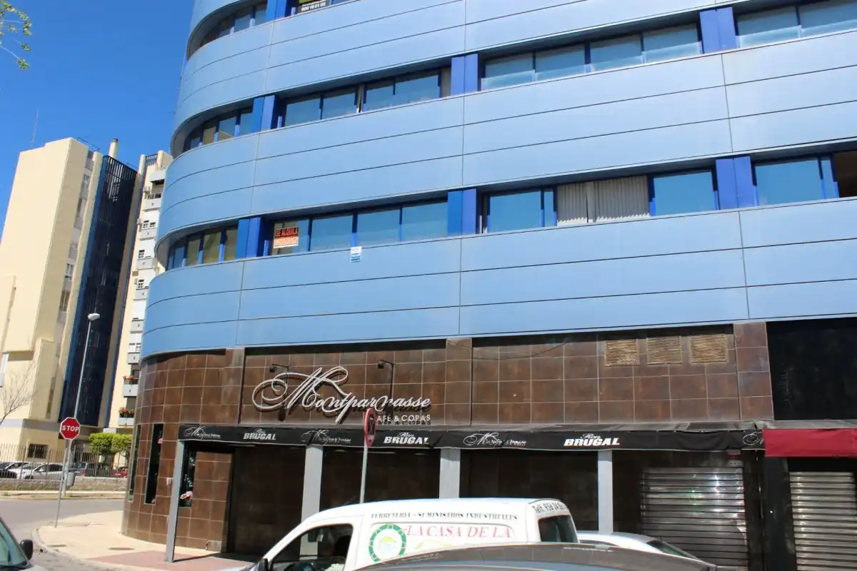 Vista exterior de Oficina en venta en Jerez de la Frontera con Aire acondicionado y Amueblado