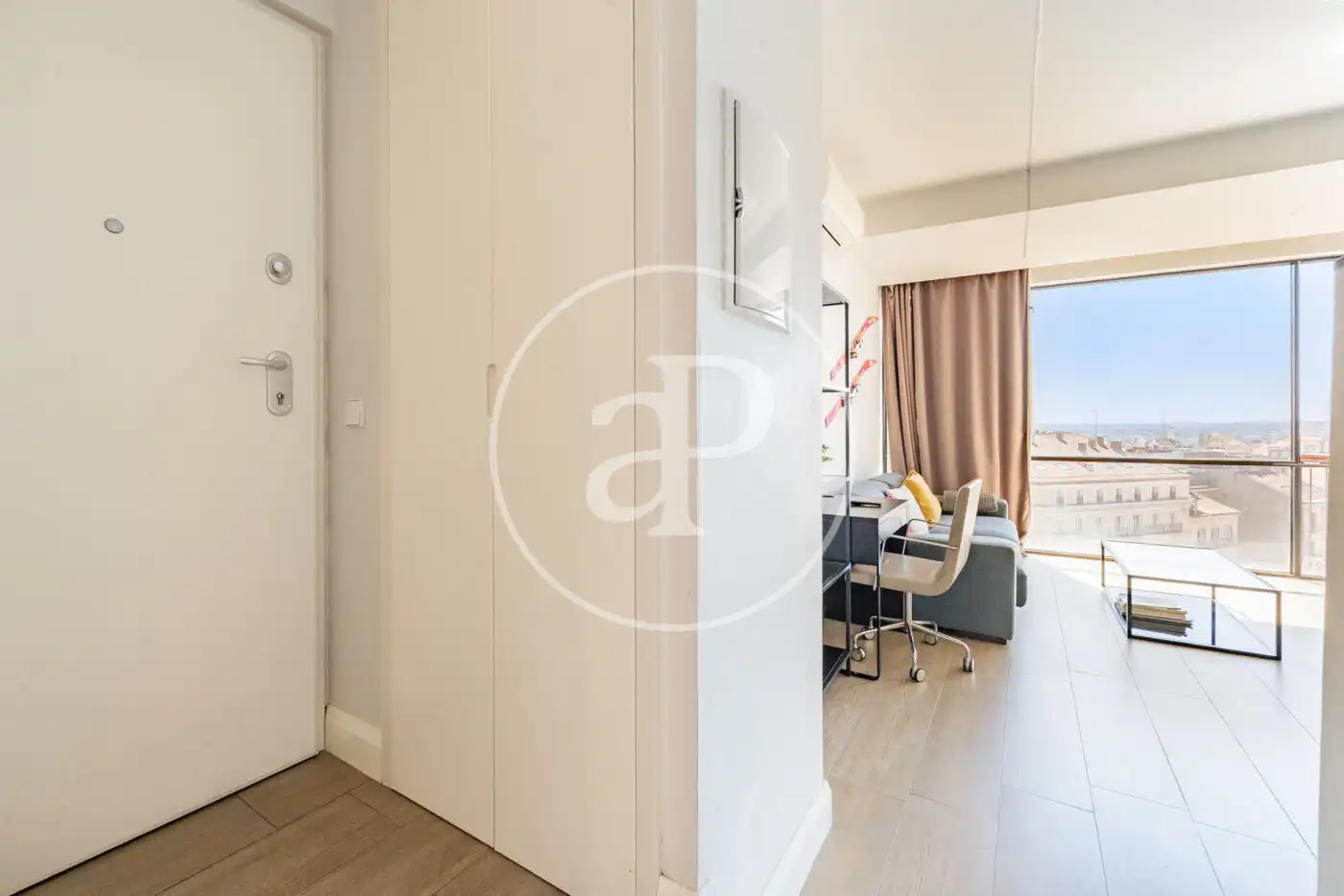 Schlafzimmer von Wohnung zur Miete in Madrid mit Klimaanlage, Heizung und Möbliert