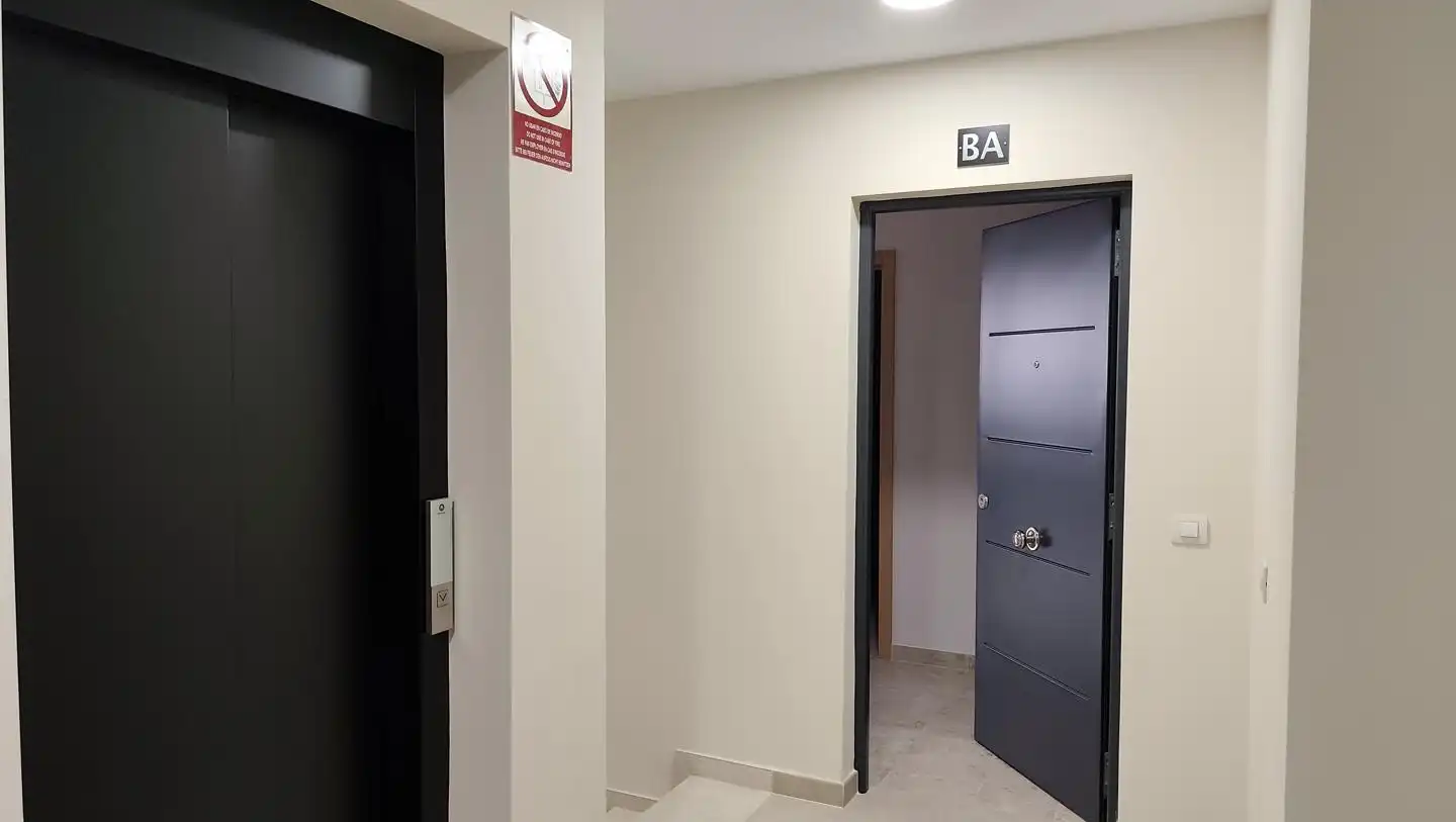 Erdgeschosswohnung mit Aufzug zum Verkauf in Playa de San Juan, imagen 3