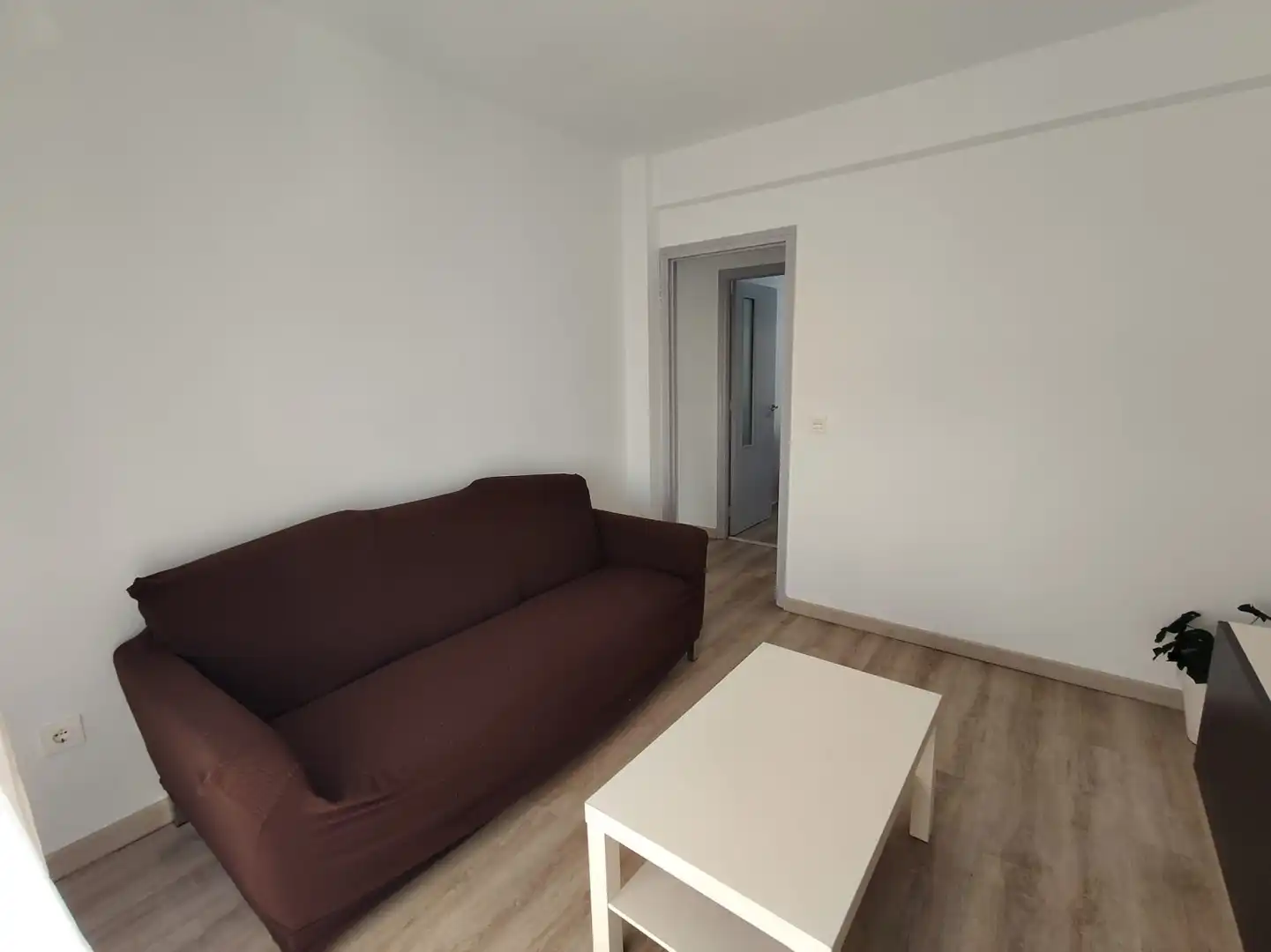 Sala d'estar de Pis de lloguer en Gijón  amb Calefacció